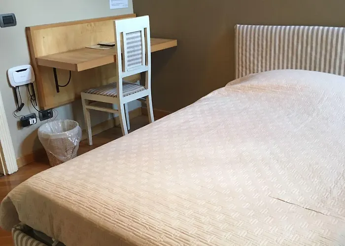 Gæstehus Il Torchio - Guest House Dormelletto