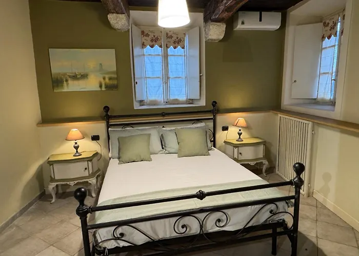 Penzion Il Torchio - Guest House Dormelletto