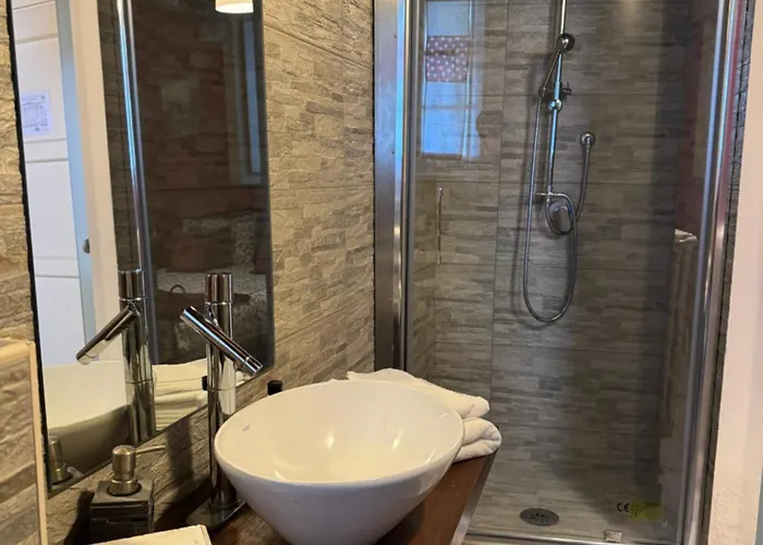 Il Torchio - Guest House Dormelletto