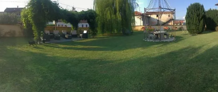 Il Torchio - Guest House Penzion Dormelletto